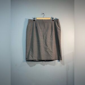 Gray Anne Klein Suit Skirt Size 18W EUC